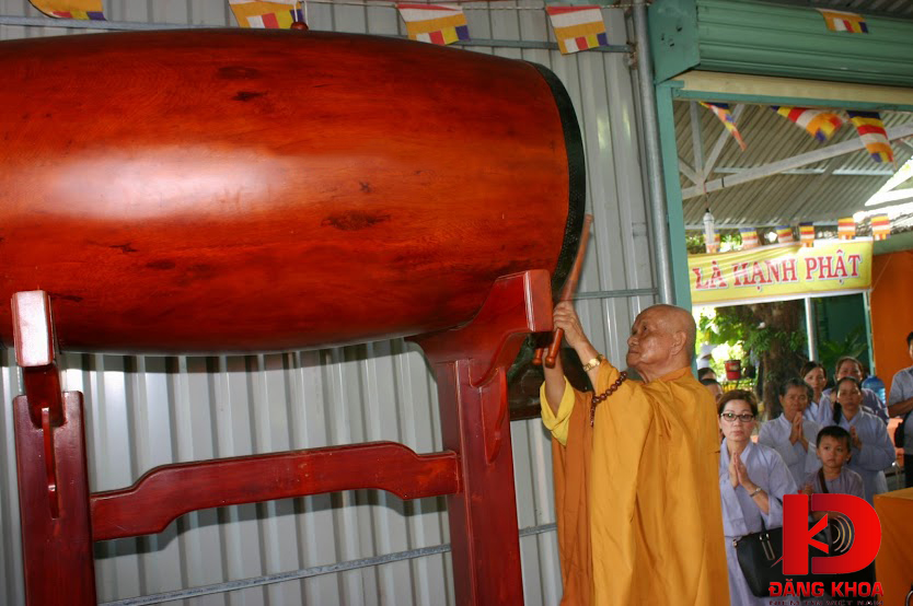 Trống chùa Bát Nhã  tại trống Đăng Khoa